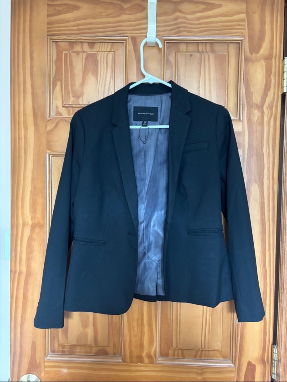 Banana Republic Black Women's Blazer - Modern Tailored Fit